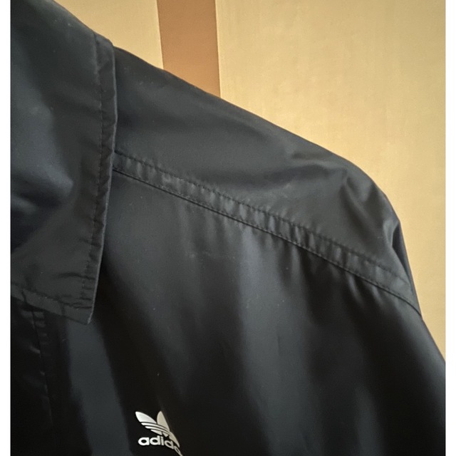 Originals（adidas）(オリジナルス)のadidas original アディダス　コーチジャケット　ブラック　Mサイズ メンズのジャケット/アウター(ナイロンジャケット)の商品写真