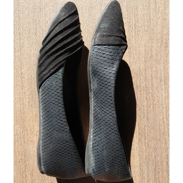 ALDO(アルド)の【値下げ！】ALDO ブラック フラットパンプス レディースの靴/シューズ(ハイヒール/パンプス)の商品写真