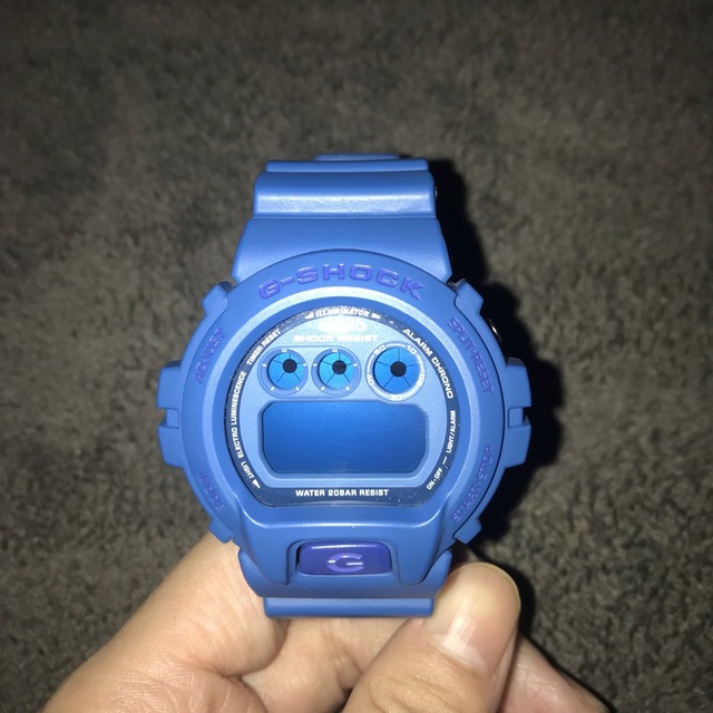 G-SHOCK(ジーショック)のCASIO G-SHOCK DW-6900MM-4JF Crazy Colors メンズの時計(腕時計(デジタル))の商品写真