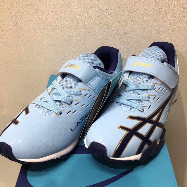 asics(アシックス)のつぶあん様専用値下げ新品／未使用アシックス：レーザービーム23.0 キッズ/ベビー/マタニティのキッズ靴/シューズ(15cm~)(スニーカー)の商品写真