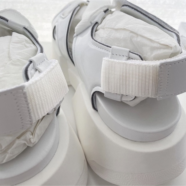 MM6 - 【新品】MM6 MaisonMargiela ホワイト サンダル 38の通販 by