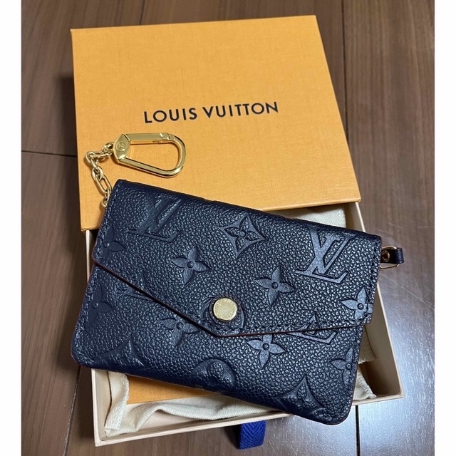 LOUIS VUITTON - ヴィトン カードケース 財布の通販 by ♡｜ルイ