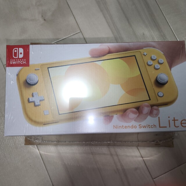 Nintendo Switch Lite イエロー