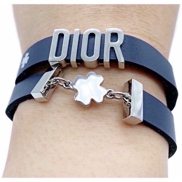 Diorノベルティアクセサリーチョーカーブレスレットネックレスブラッククローバー