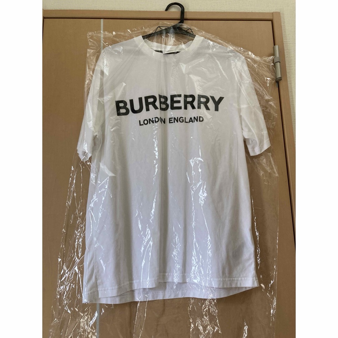 Burberry Tシャツ　メンズ