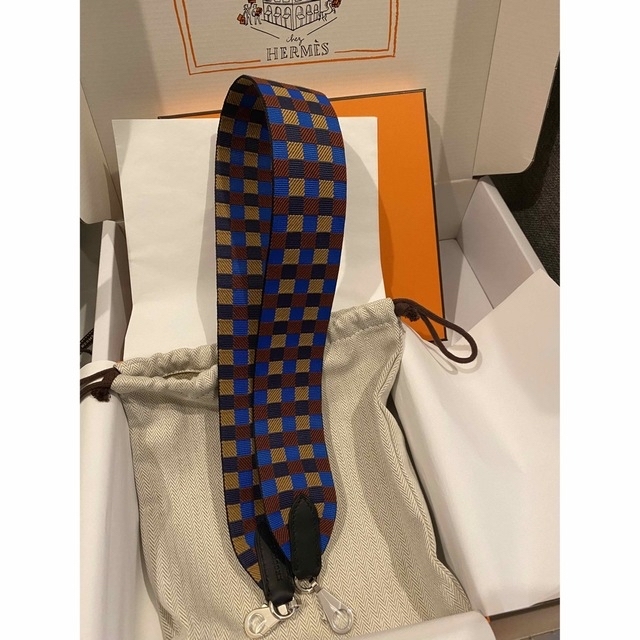 新年の贈り物 Hermes 新品未使用 エルメス バンドリエール70 - ショルダーバッグ 新年の贈り物 Hermes 新品未使用 エルメス バンドリエール70 - ショルダーバッグ