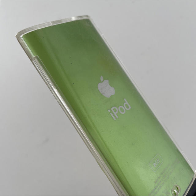 Apple(アップル)のiPod nano MB745Jグリーン　第4世代 スマホ/家電/カメラのオーディオ機器(ポータブルプレーヤー)の商品写真