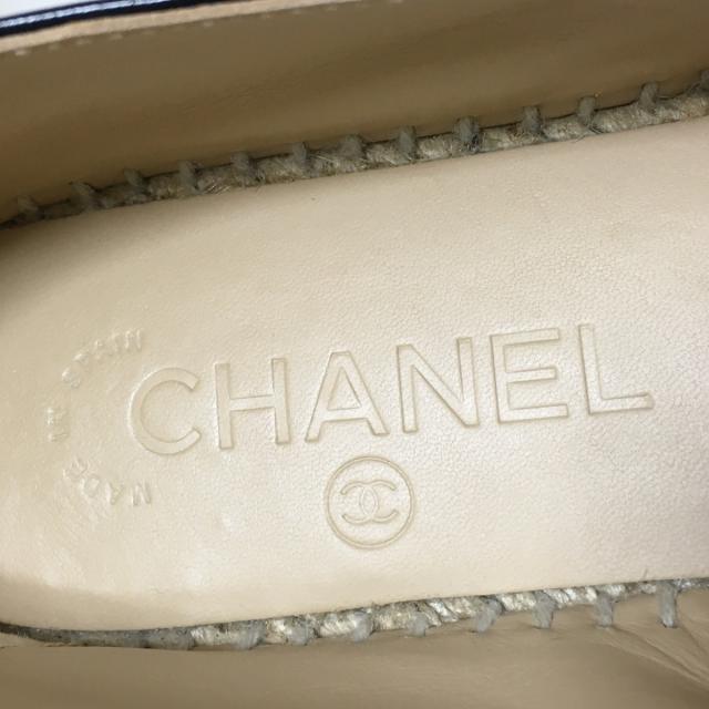 CHANEL(シャネル)のシャネル スリッポン 36 レディース - レディースの靴/シューズ(その他)の商品写真