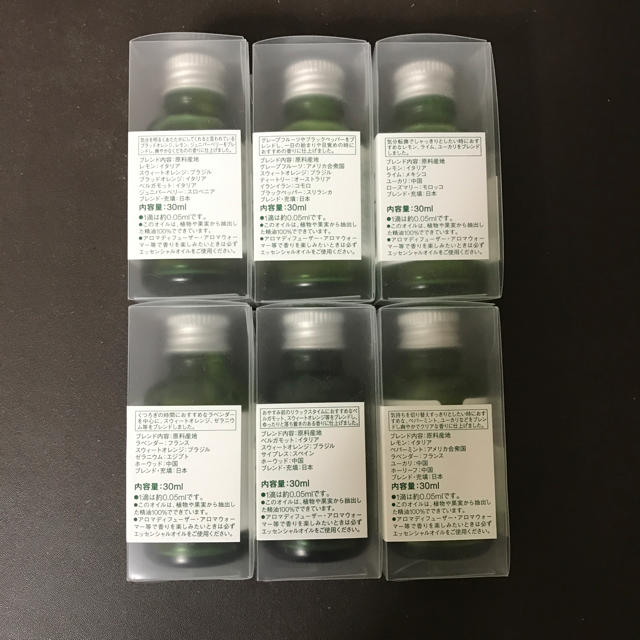 MUJI (無印良品)(ムジルシリョウヒン)の無印良品 ブレンドエッセンシャルオイル 30ml 6本 アロマディフューザー用 コスメ/美容のリラクゼーション(エッセンシャルオイル（精油）)の商品写真