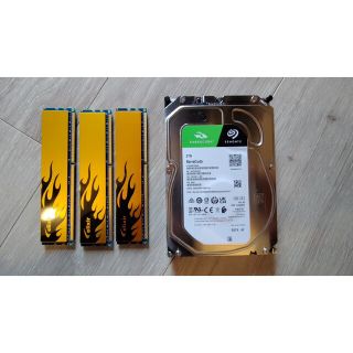 ハードディスク2TB＆メモリ4G×2本＆8G×1本セット(その他)