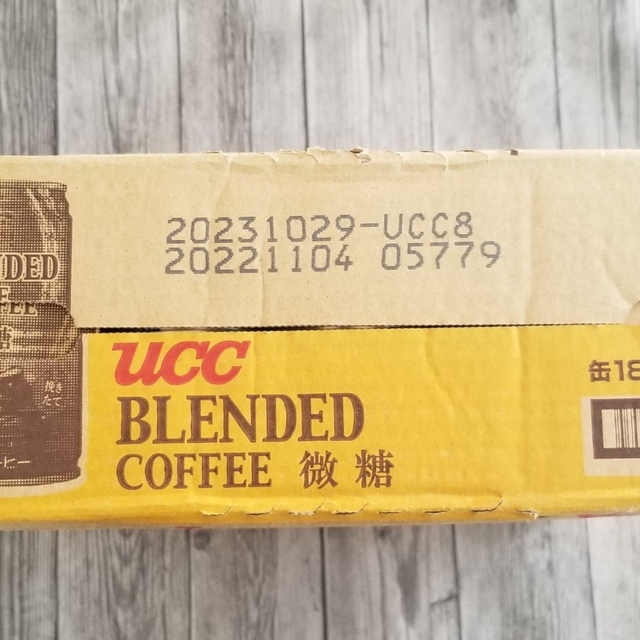 UCC缶コーヒー　微糖 食品/飲料/酒の飲料(コーヒー)の商品写真