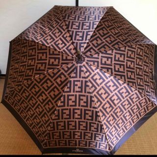 FENDIのフリマアイテム一覧 FENDIのフリマアイテム一覧