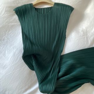 PLEATS PLEASE ISSEY MIYAKE - プリーツプリーズ定番 ワンピース 4の