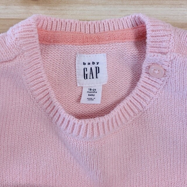 babyGAP(ベビーギャップ)のギャップ baby GAPペンギンニット 18～24months ピンクです!! キッズ/ベビー/マタニティのキッズ服女の子用(90cm~)(ニット)の商品写真