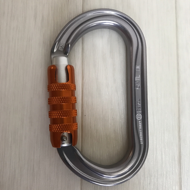 PETZL(ペツル)の【新品未使用】ペツル   petzl  オーケートライアクトロック5枚セット スポーツ/アウトドアのアウトドア(登山用品)の商品写真