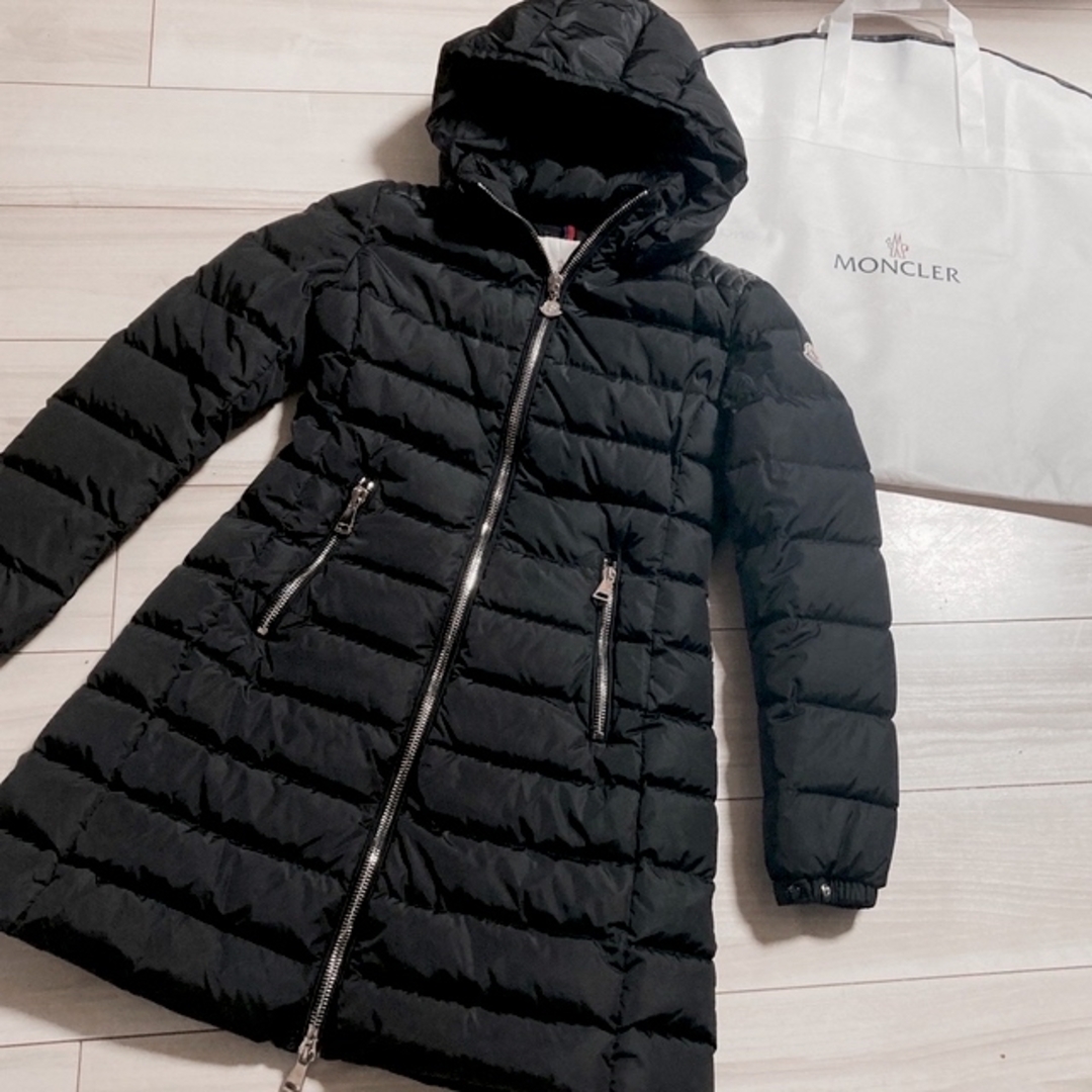 MONCLER(モンクレール)の美品モンクレール　オロフィン レディースのジャケット/アウター(ダウンコート)の商品写真