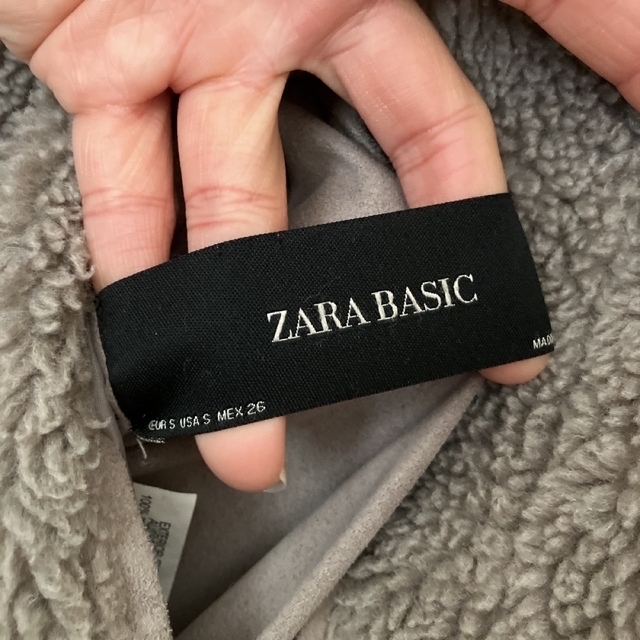 ZARA(ザラ)のZARA ザラ　ムートン　リバーシブルロングコート　ボア　S アウター レディースのジャケット/アウター(ロングコート)の商品写真