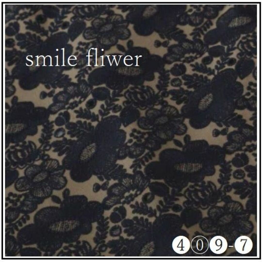 【専用❹⓪❾-❼】⚮̈ smile flower◆布製ハーフ財布
