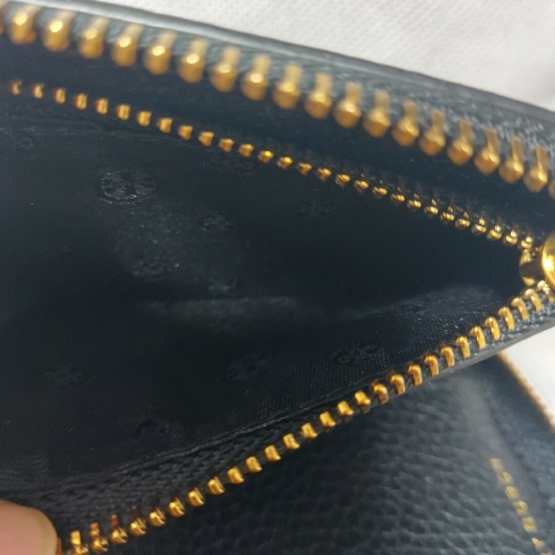 Tory Burch(トリーバーチ)のトリーバーチ　２つ折り財布 レディースのファッション小物(財布)の商品写真