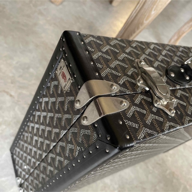 GOYARD(ゴヤール)のゴヤール　アタッシュケース　トランク　goyard メンズのバッグ(ビジネスバッグ)の商品写真