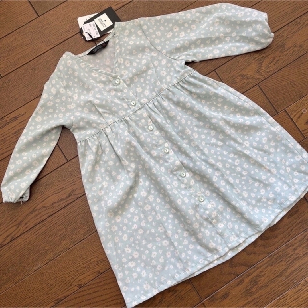 futafuta(フタフタ)の女児ワンピース 80cm キッズ/ベビー/マタニティのベビー服(~85cm)(ワンピース)の商品写真