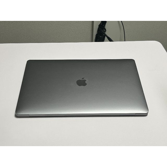 Apple - MacBookPro 15インチ　2019年モデル中古　本体のみ