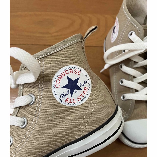 CONVERSE(コンバース)の専用ページ　コンバースオールスター　ハイカット　ベージュ　17㎝ キッズ/ベビー/マタニティのキッズ靴/シューズ(15cm~)(スニーカー)の商品写真