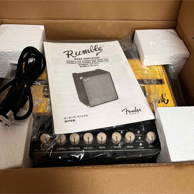 Fender(フェンダー)のFender Rumble 40 V3 JPN 付属品完備・超美品 楽器のギター(ギターアンプ)の商品写真