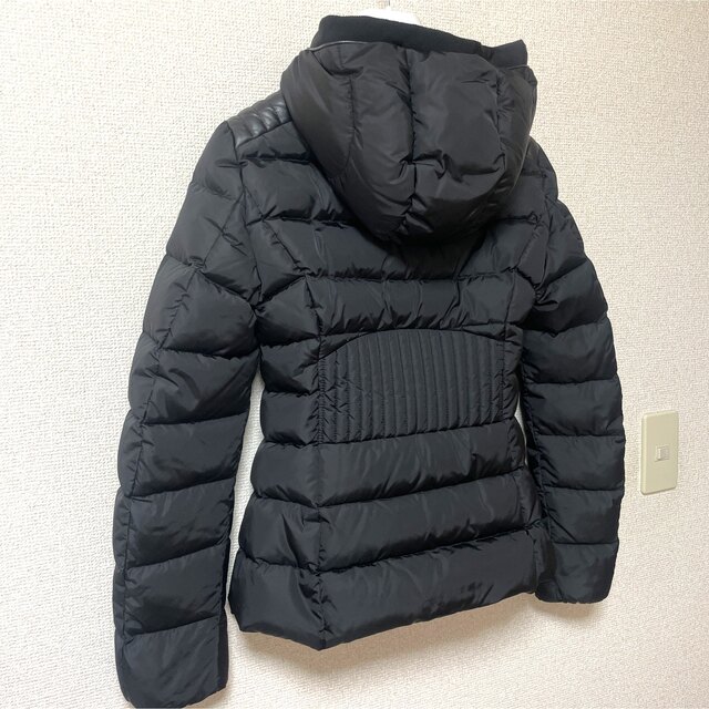 MONCLER(モンクレール)のモンクレール　tetra テトラ　00 レディースのジャケット/アウター(ダウンジャケット)の商品写真