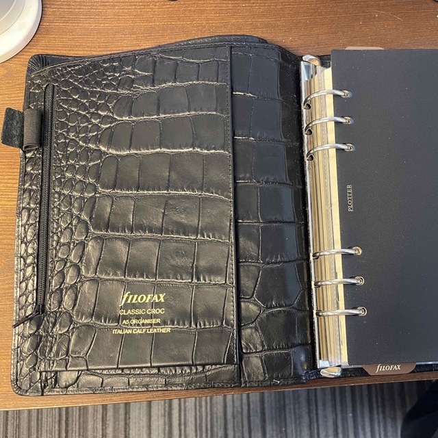 Filofax(ファイロファックス)の【半年間、自宅にて大切に使用】Filofax Classic Croc A5 メンズのファッション小物(手帳)の商品写真