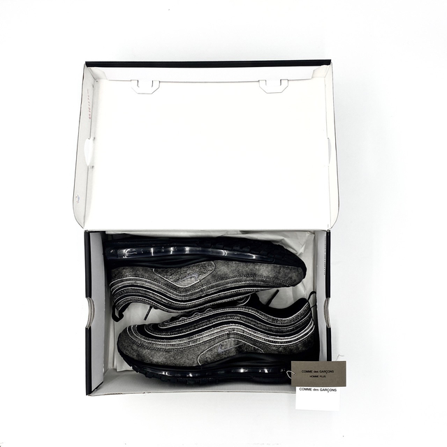 COMME des GARCONS HOMME PLUS(コムデギャルソンオムプリュス)の24cm コムデギャルソン ナイキ エアマックス 97 ブラック NIKE レディースの靴/シューズ(スニーカー)の商品写真