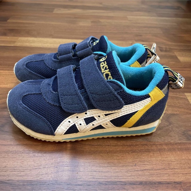 asics(アシックス)のasics アシックス　スニーカー　スクスク　16cm キッズ/ベビー/マタニティのキッズ靴/シューズ(15cm~)(スニーカー)の商品写真