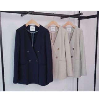 ユナイテッドアローズグリーンレーベルリラクシング(UNITED ARROWS green label relaxing)のリオペル　ダブルノーラペルジャケットとパンツの2点セット(ノーカラージャケット)