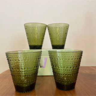 イッタラ(iittala)の新品モスグリーン　グラス　4個(グラス/カップ)