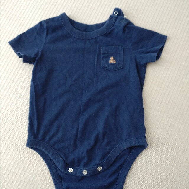 babyGAP(ベビーギャップ)のGap　ロンパース　ネイビー　半袖ヘビ キッズ/ベビー/マタニティのベビー服(~85cm)(ロンパース)の商品写真