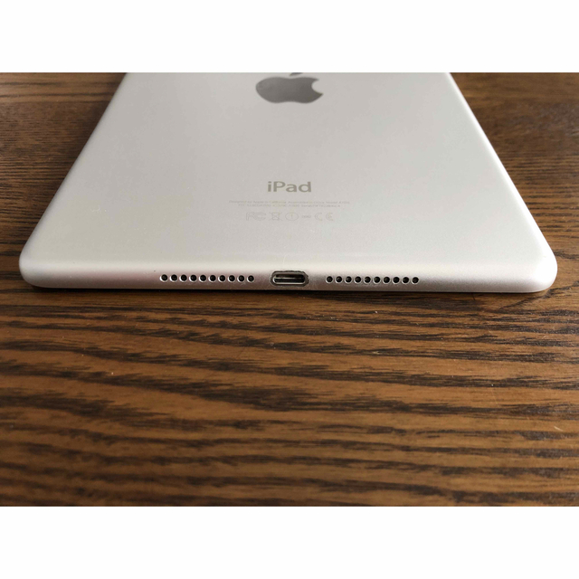 Apple(アップル)のiPad mini 4 Wi-Fi+Cellular 32GB docomo スマホ/家電/カメラのPC/タブレット(タブレット)の商品写真