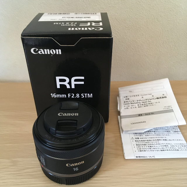 Canon(キヤノン)のうっちー様専用　Canon ミラーレス用レンズ RF16F2.8 STM スマホ/家電/カメラのカメラ(レンズ(単焦点))の商品写真