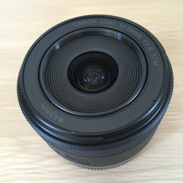 【保証書付】 うっちー様専用　Canon STM RF16F2.8 ミラーレス用レンズ レンズ(単焦点)
