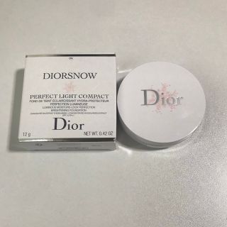 ディオール(Dior)のDior  0N スノーパーフェクトライトコンパクトファンデーション　ON(ファンデーション)