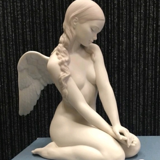 最安値】 天使 美しき リヤドロ LLADRO 中古品 リアドロ 彫刻+オブジェ