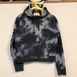 チャンピオン(Champion)のチャンピオン　タイダイ柄　パーカー　完売品(パーカー)