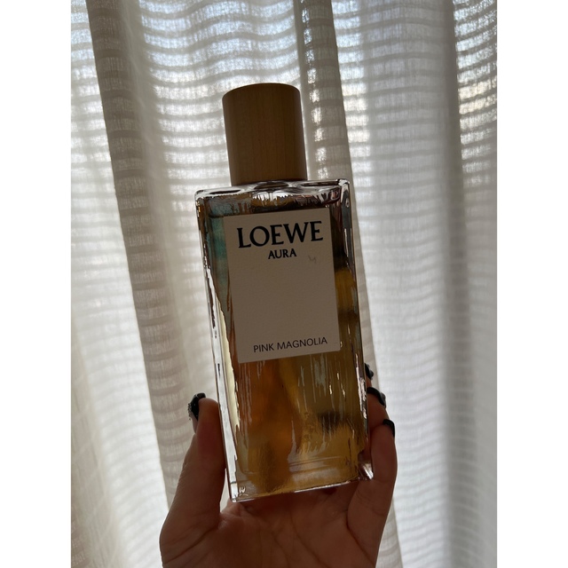 LOEWE(ロエベ)のロエベ オーラ ピンク マグノリア オードゥ パルファム 100ml コスメ/美容の香水(香水(女性用))の商品写真