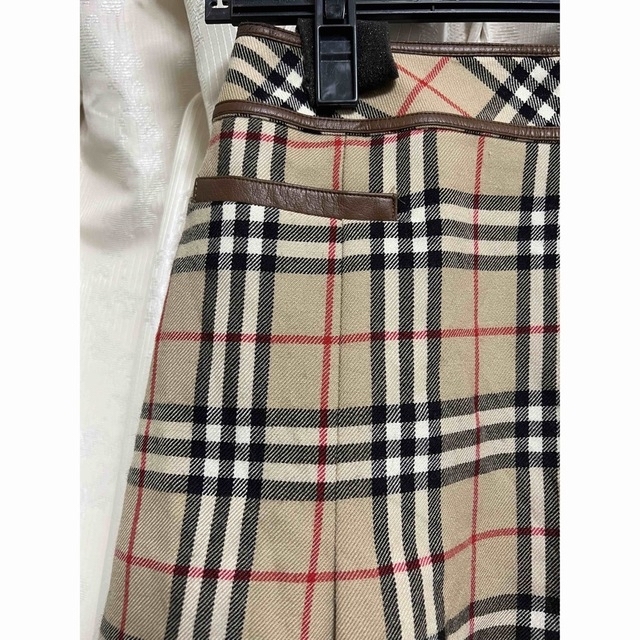 BURBERRY BLUE LABEL(バーバリーブルーレーベル)のBurberryBLUELABEL バーバリーブルーレーベル　スカート　３６ レディースのスカート(ひざ丈スカート)の商品写真