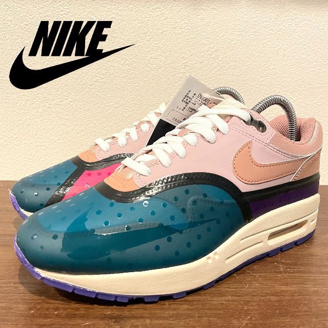 NIKE(ナイキ)のNIKE W AIR MAX 1 PRM PLUM FOGナイキ エア マックス レディースの靴/シューズ(スニーカー)の商品写真