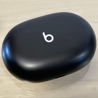 ビーツバイドクタードレ(Beats by Dr Dre)の★美品★Beats Studio Buds ブラック 充電ケースのみ／B131(ヘッドフォン/イヤフォン)