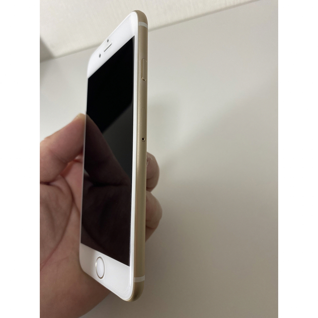 iPhone(アイフォーン)のiPhone6 64GB docomo ドコモ ゴールド 中古  スマホ/家電/カメラのスマートフォン/携帯電話(スマートフォン本体)の商品写真