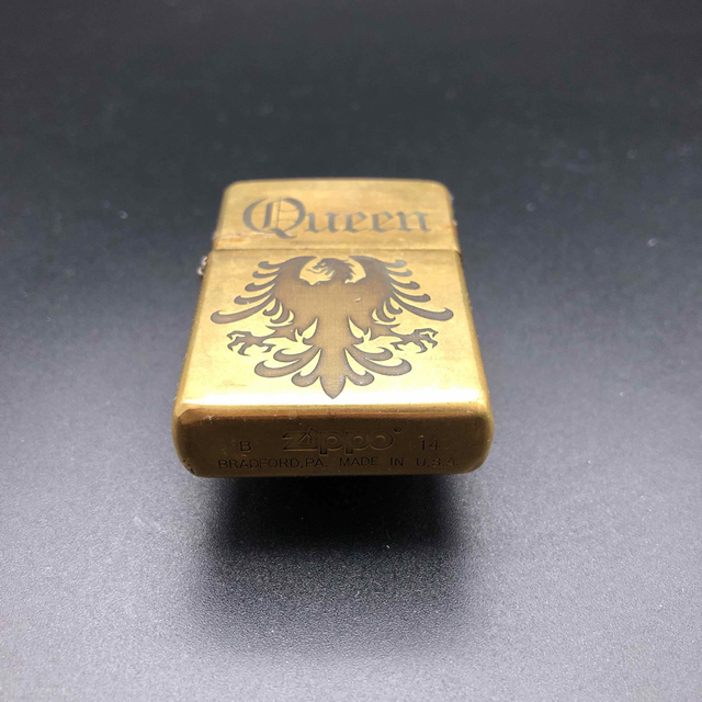 ZIPPO(ジッポー)の即決 ZIPPO ジッポー Queen ゴールドカラー B 14 メンズのファッション小物(タバコグッズ)の商品写真