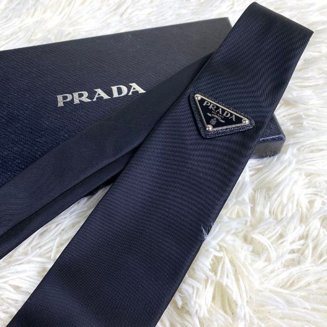 ✨美品✨ PRADA ネクタイ Re-Nylon ブラック 三角ロゴ プレート-