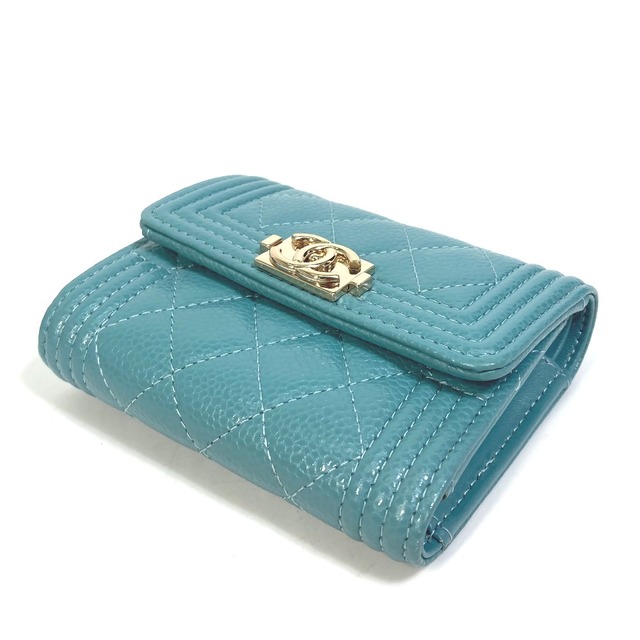 価格は安く 半額】 CHANEL 【あいうえお】コンパクトウォレット