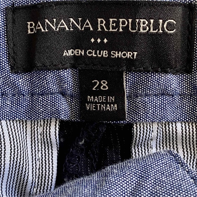 Banana Republic(バナナリパブリック)のBANANA REPUBLIC バナナリパブリック　ショートパンツ　紺　28 L レディースのパンツ(ショートパンツ)の商品写真